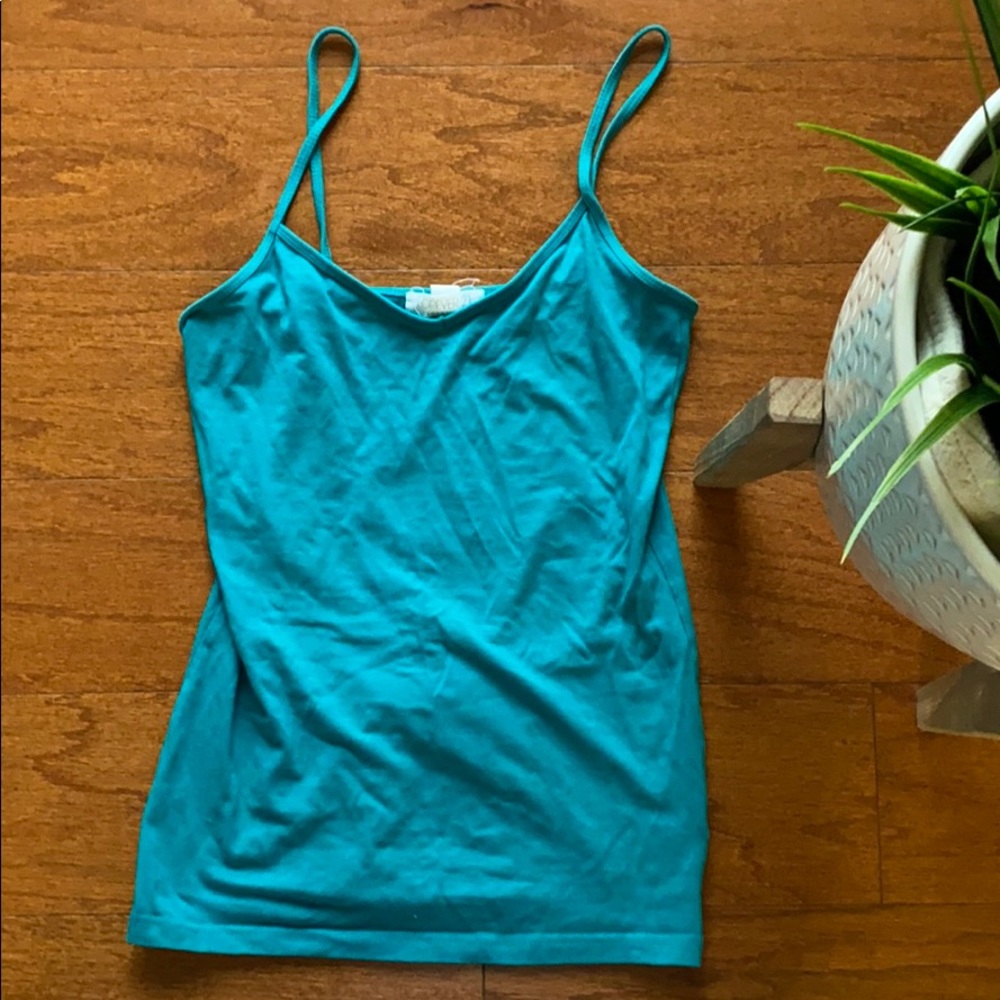 Women top